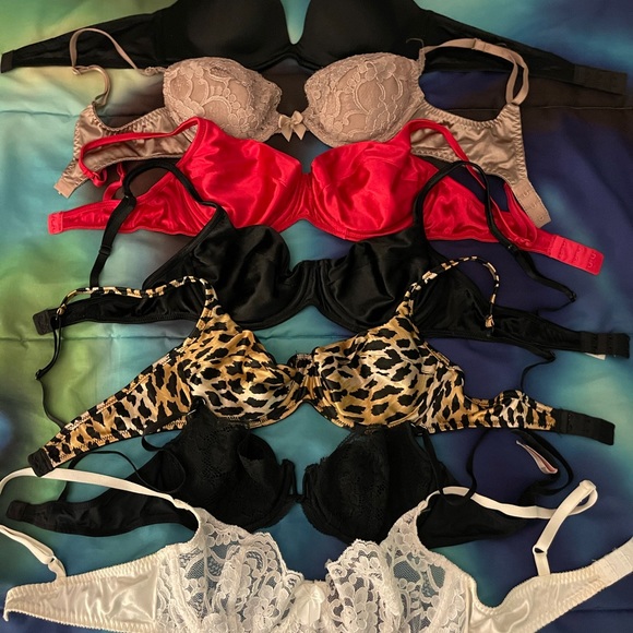 VS Red Satin & Blk Strapless the TWO Left 36A EUC - Picture 8 of 13